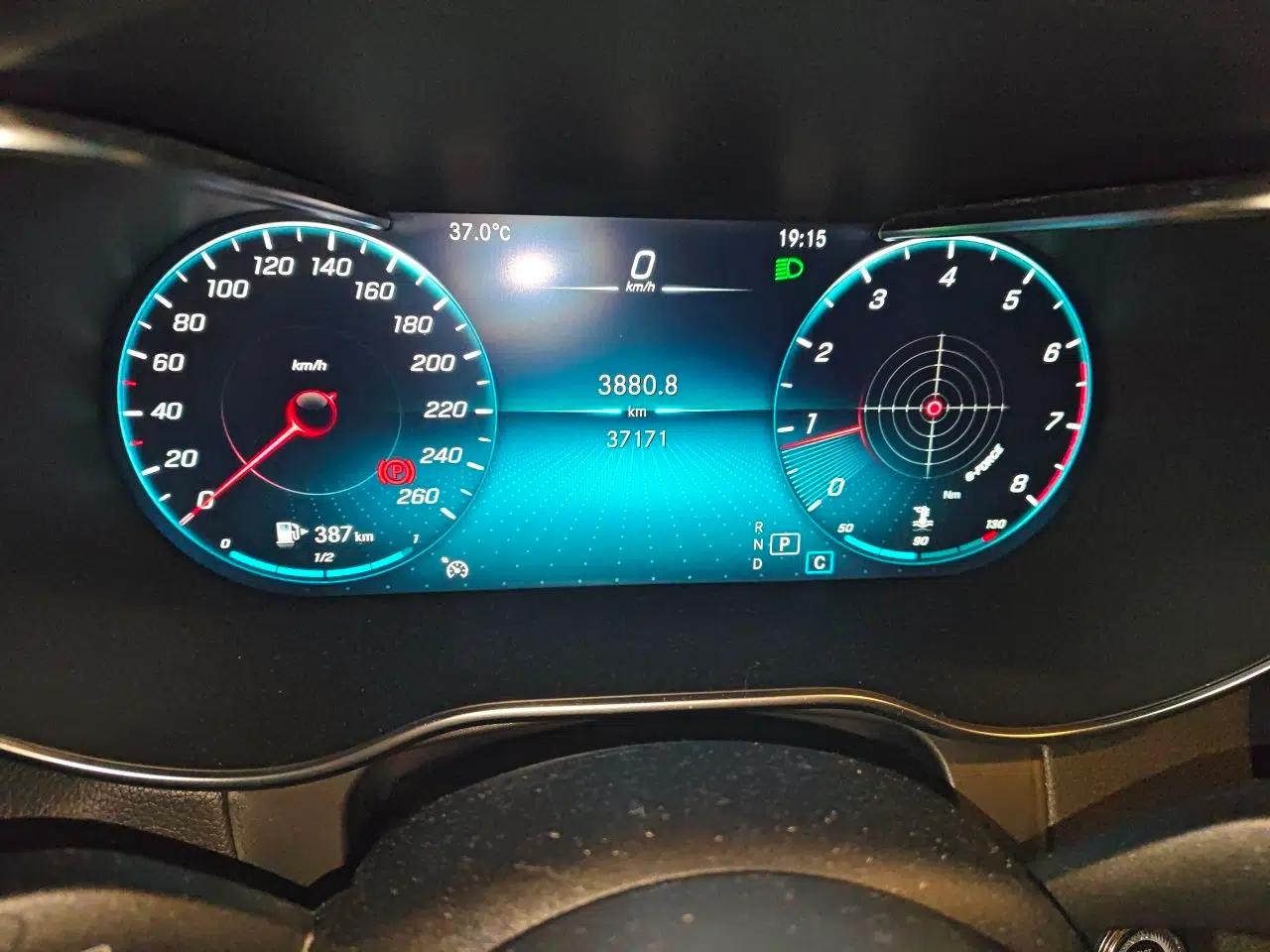 Mercedes-Benz GLC 2021 GLC 260 L 4MATIC Dynamic Edition — миниатюра 12
