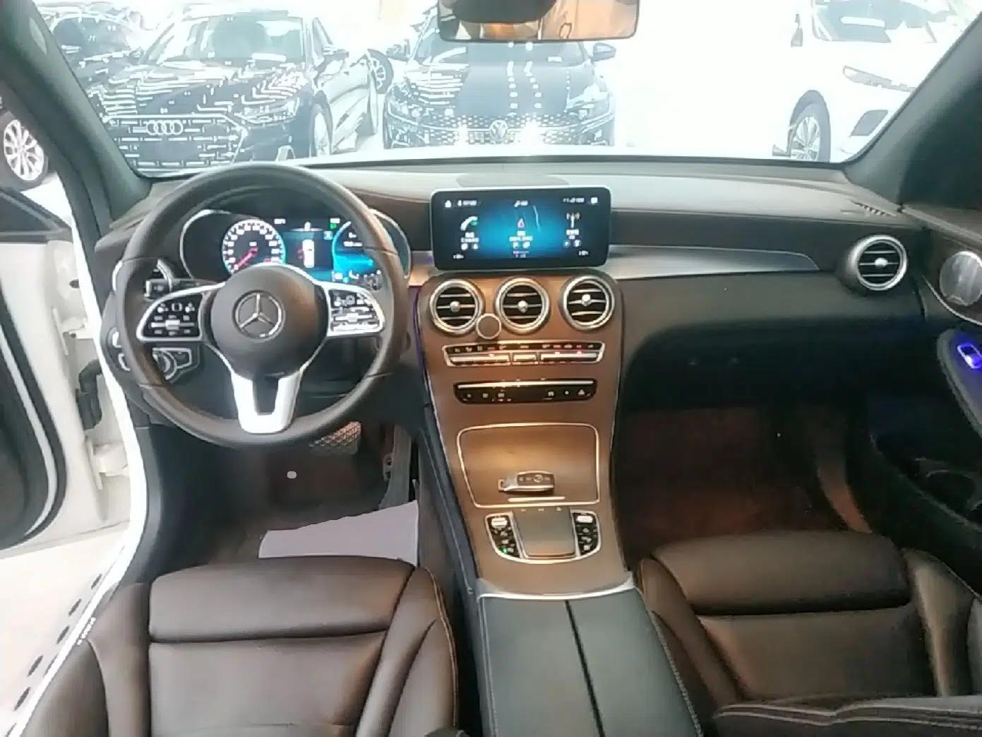 Mercedes-Benz GLC 2020 GLC 300 L 4MATIC Dynamic Edition — миниатюра 12
