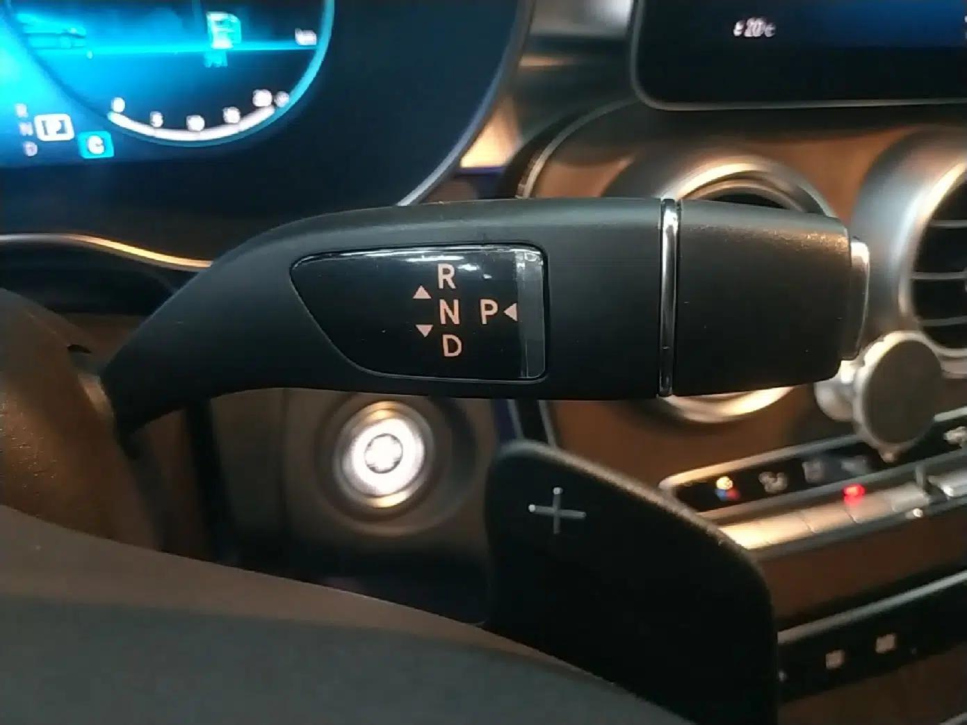 Mercedes-Benz GLC 2020 GLC 300 L 4MATIC Dynamic Edition — миниатюра 16