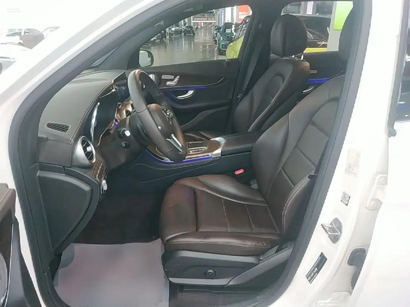 Mercedes-Benz GLC 2020 GLC 300 L 4MATIC Dynamic Edition — миниатюра 17