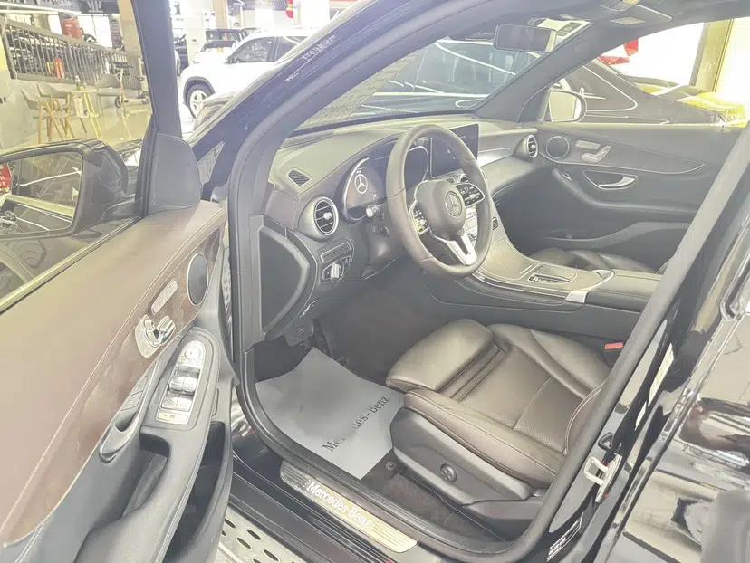 Mercedes-Benz GLC 2020 Facelift GLC 300 L 4MATIC Dynamic Edition — миниатюра 9