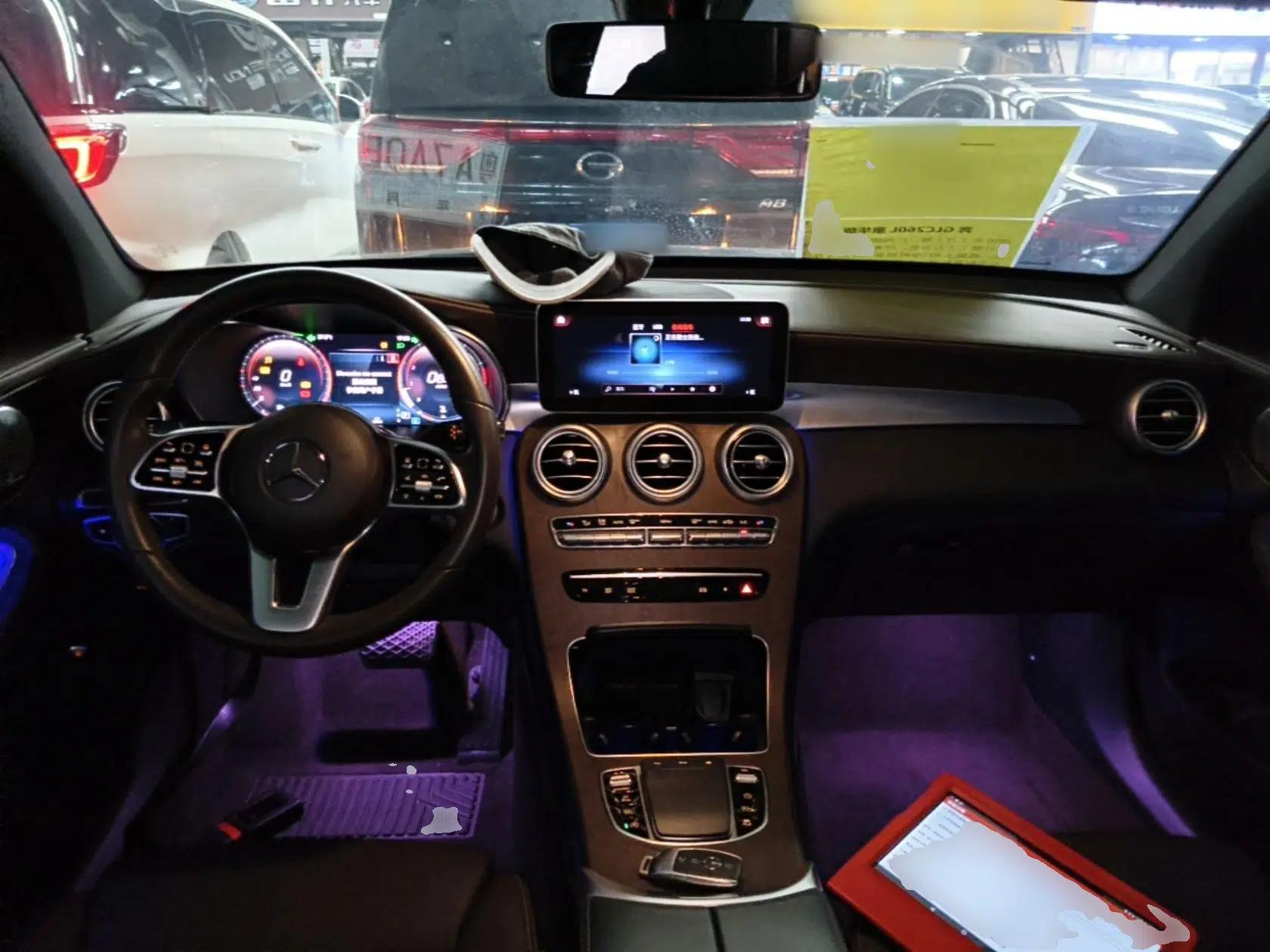 Mercedes-Benz GLC 2020 GLC 260 L 4MATIC Luxury Model — миниатюра 12