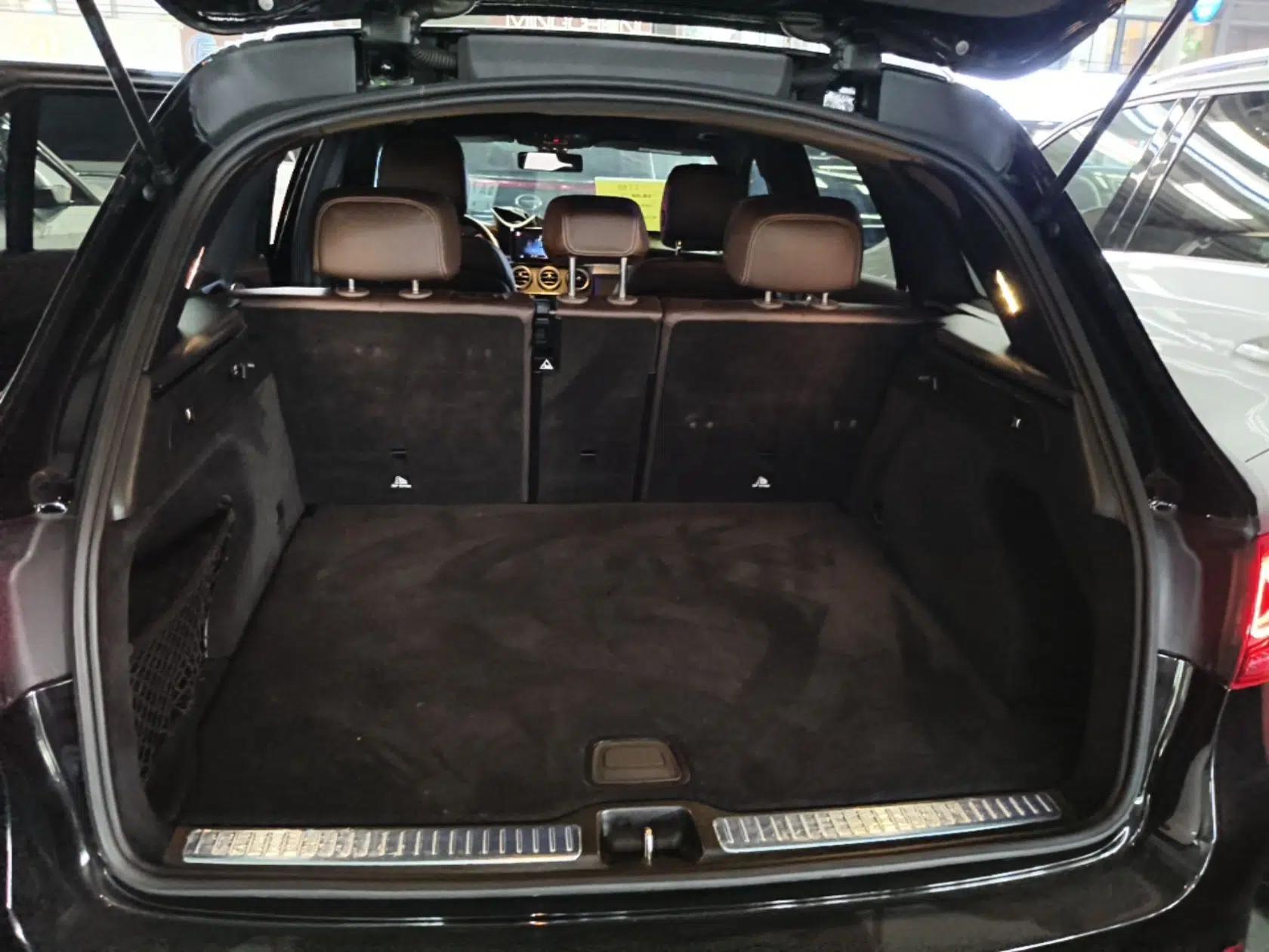 Mercedes-Benz GLC 2020 GLC 260 L 4MATIC Luxury Model — миниатюра 22