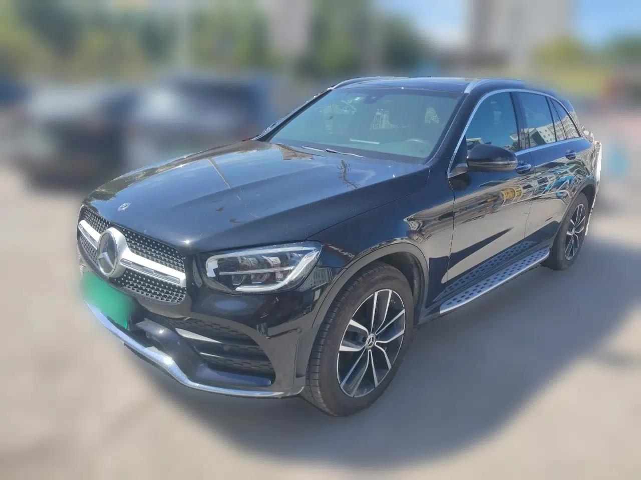 Mercedes-Benz GLC 2021 GLC 260 L 4MATIC Luxury Model — миниатюра 1
