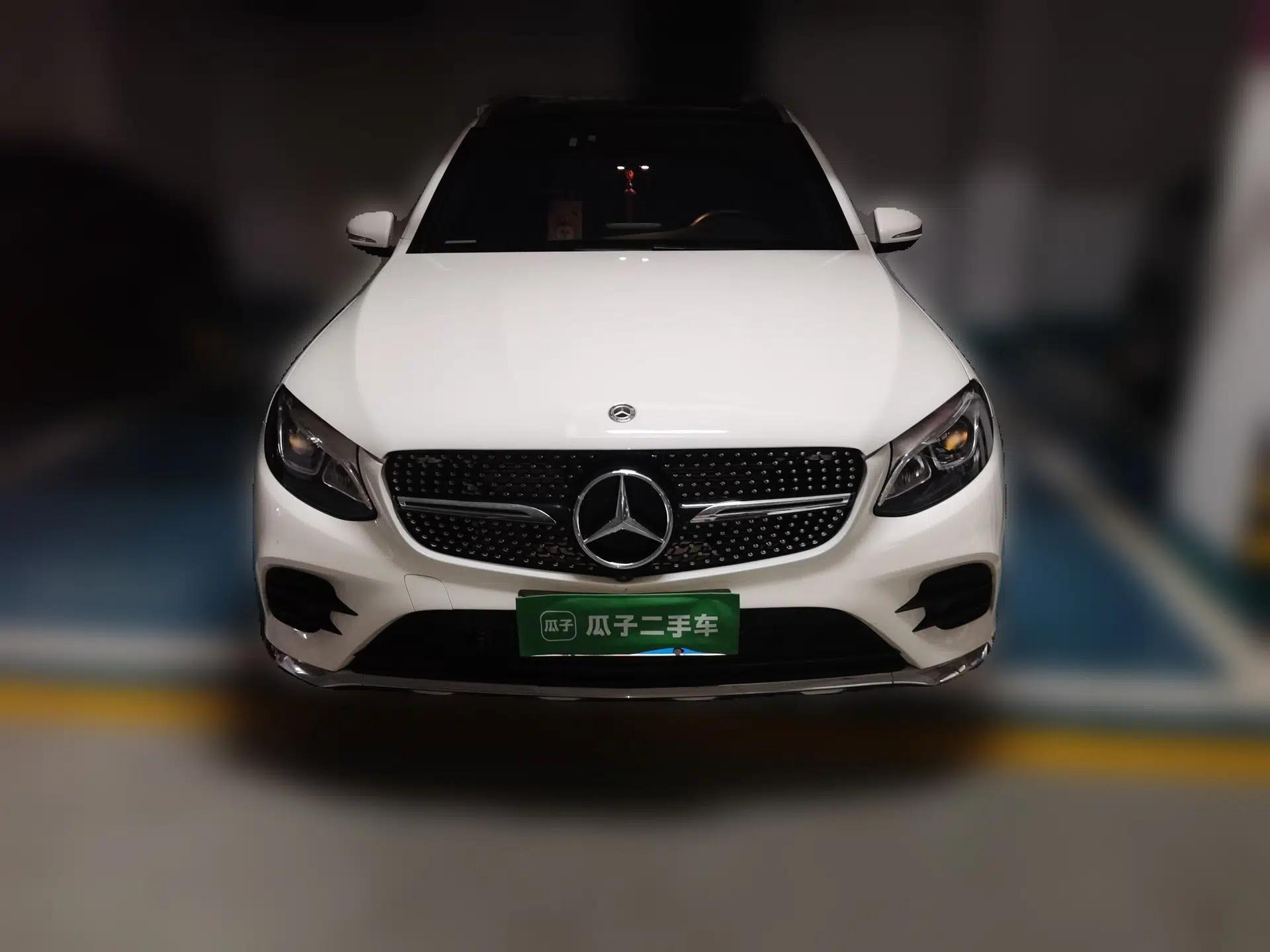 Mercedes-Benz GLC 2017 GLC 260 4MATIC Luxury Model — миниатюра 2