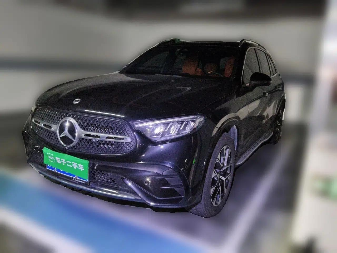 Mercedes-Benz GLC 2024 Facelifted GLC 260 L 4MATIC Luxury Version 5 Seats — миниатюра 1