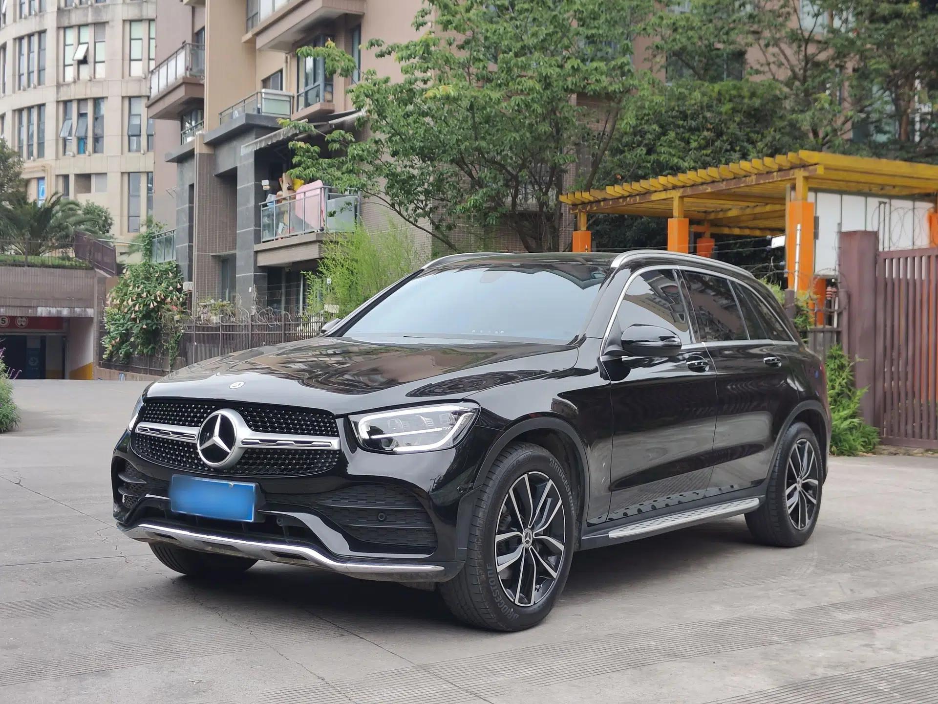 Mercedes-Benz GLC 2022 Second Facelift GLC 260 L 4MATIC Luxury Edition — миниатюра 1