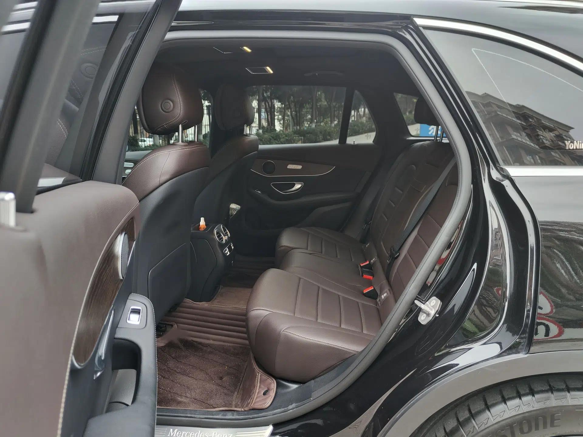 Mercedes-Benz GLC 2022 Second Facelift GLC 260 L 4MATIC Luxury Edition — миниатюра 15