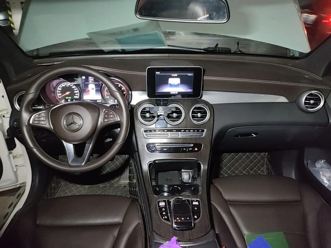 Mercedes-Benz GLC 2019 GLC 200 4MATIC — миниатюра 9