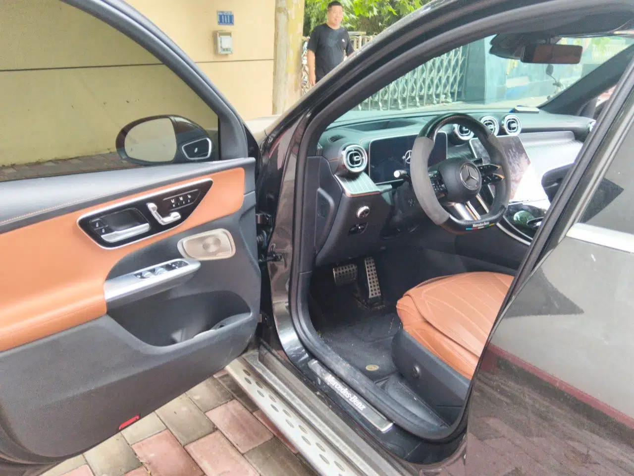 Mercedes-Benz GLC 2023 GLC 300 L 4MATIC Luxury 7-Seater — миниатюра 16