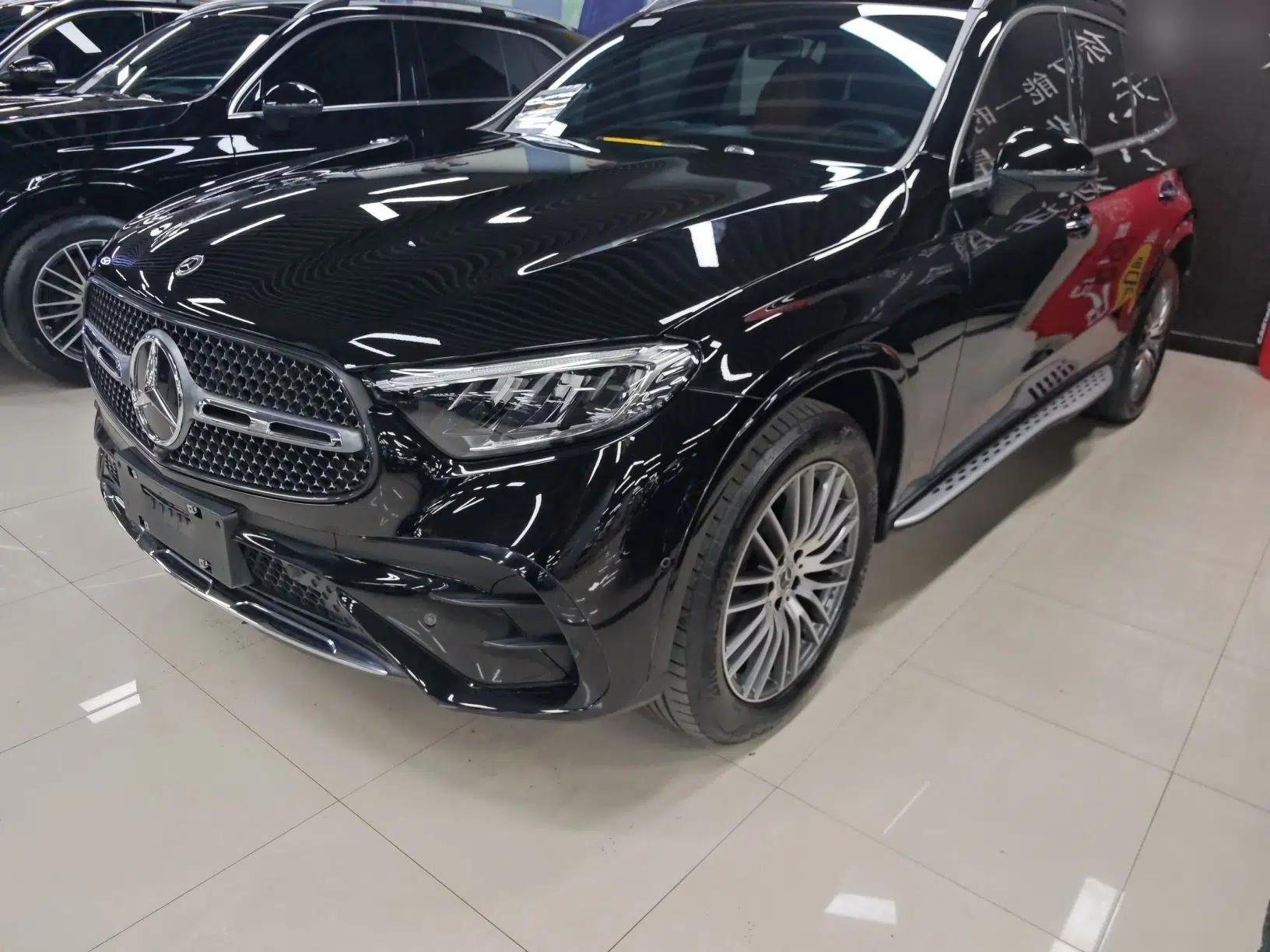 Mercedes-Benz GLC 2023 Refreshed GLC 300 L 4MATIC Dynamic Edition 5 Seats — миниатюра 1