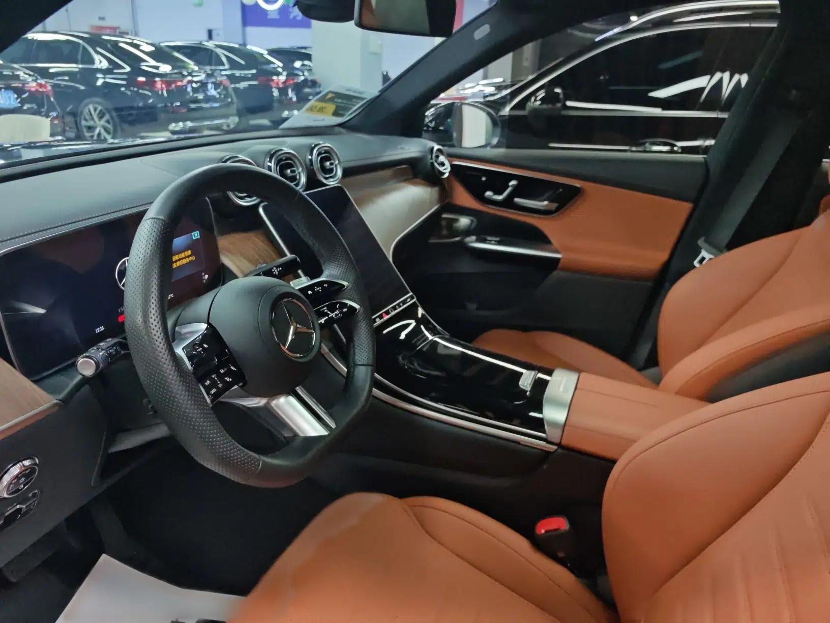 Mercedes-Benz GLC 2023 Refreshed GLC 300 L 4MATIC Dynamic Edition 5 Seats — миниатюра 10