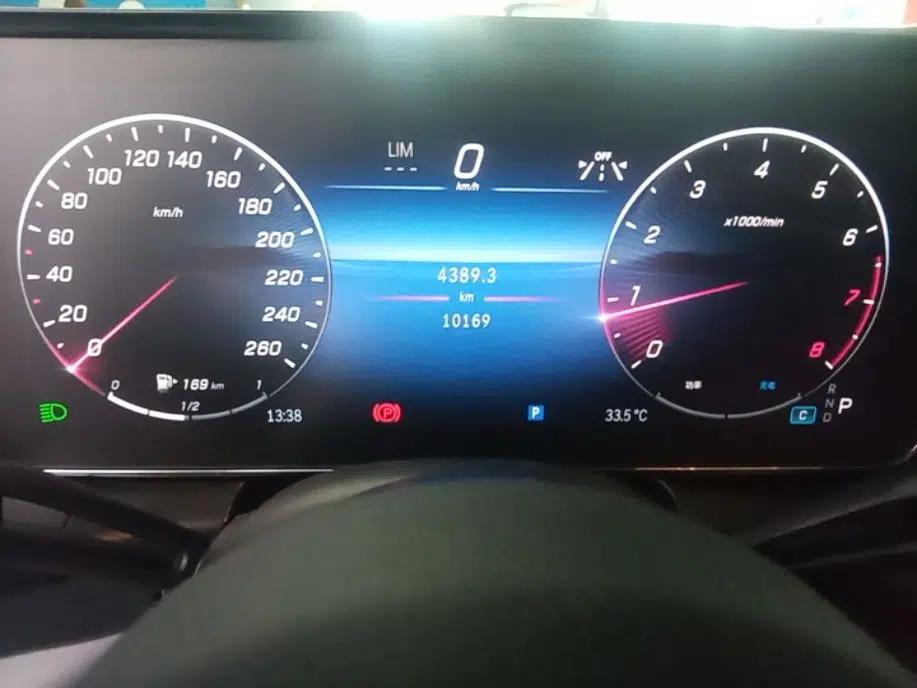 Mercedes-Benz GLC 2023 Refreshed GLC 300 L 4MATIC Dynamic Edition 5 Seats — миниатюра 19
