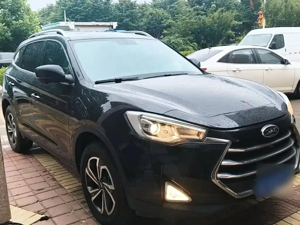 Refine S7 2017 1.5T Manual Deluxe Smart Edition — миниатюра 4