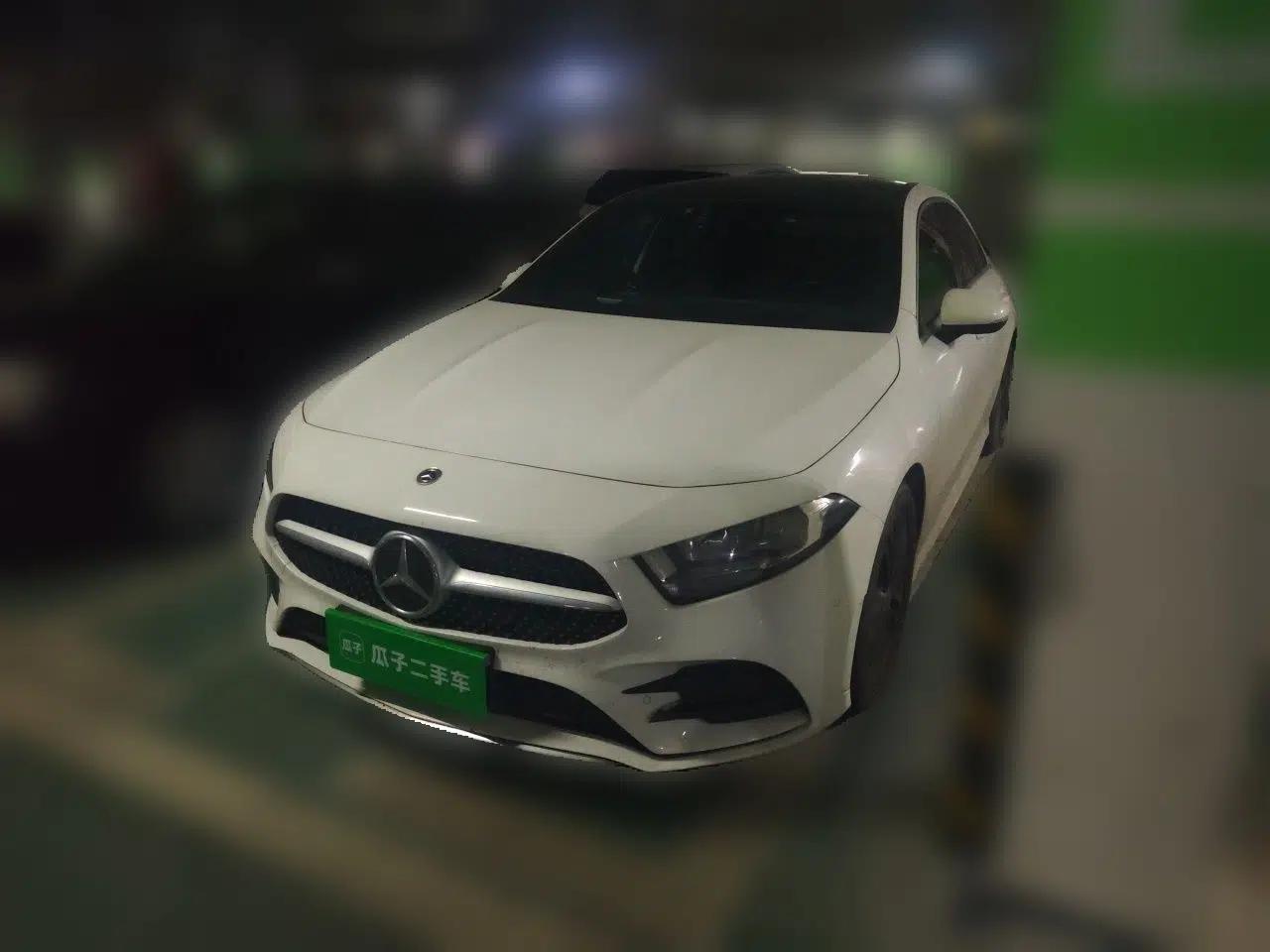 Mercedes-Benz A-Class 2020 Facelift A 180 L Sport Sedan Special Configuration — миниатюра 1