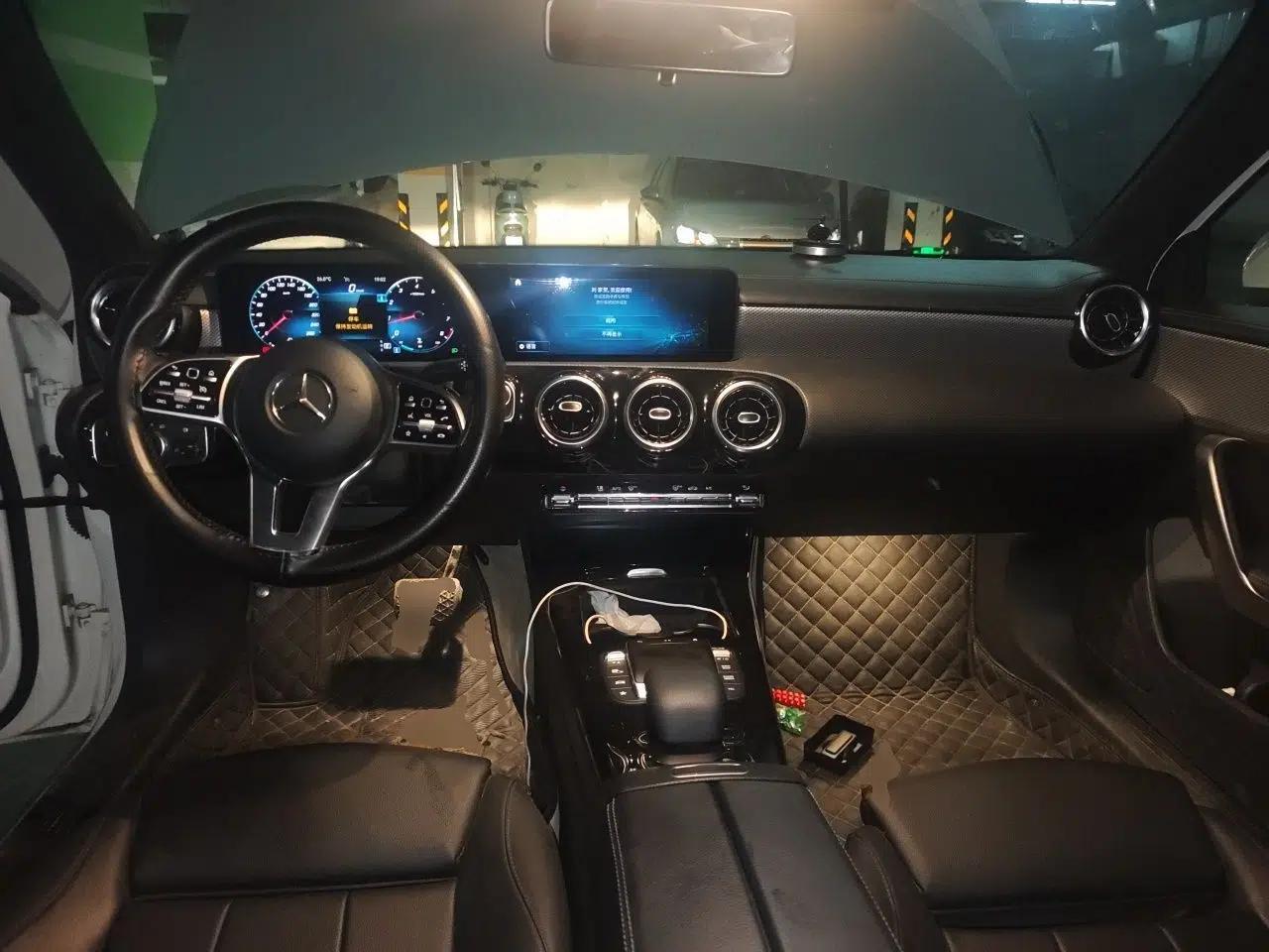 Mercedes-Benz A-Class 2020 Facelift A 180 L Sport Sedan Special Configuration — миниатюра 9