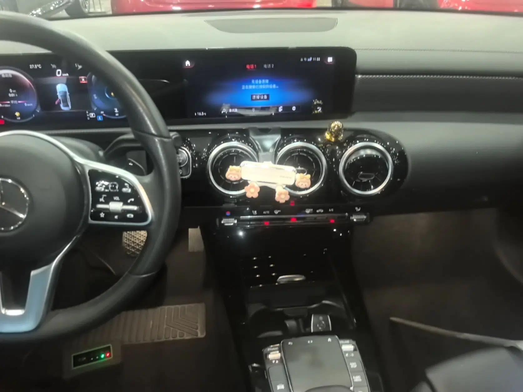 Mercedes-Benz A-Class 2021 Restyled A 180 L Sport Sedan — миниатюра 20
