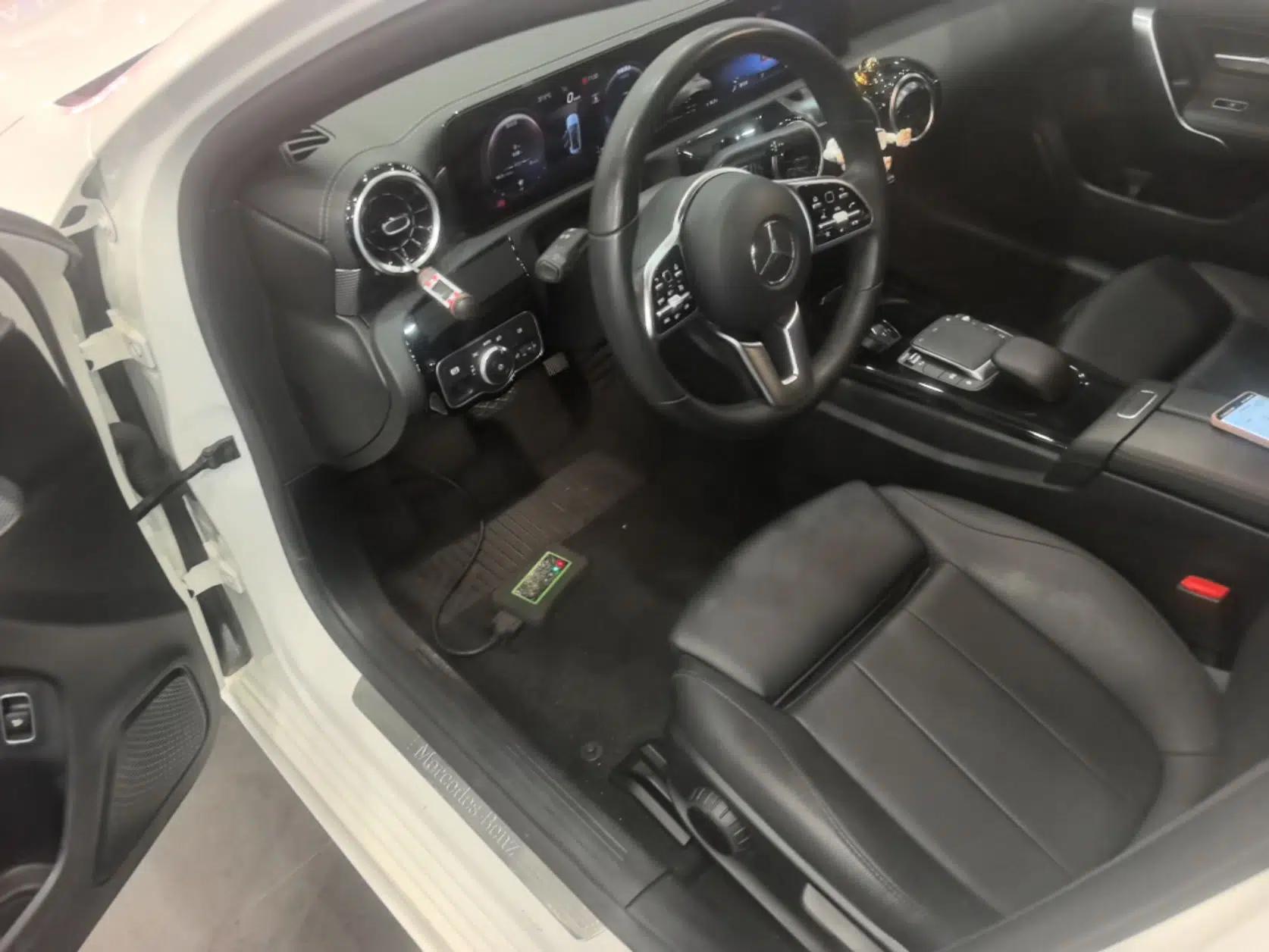 Mercedes-Benz A-Class 2021 Restyled A 180 L Sport Sedan — миниатюра 23