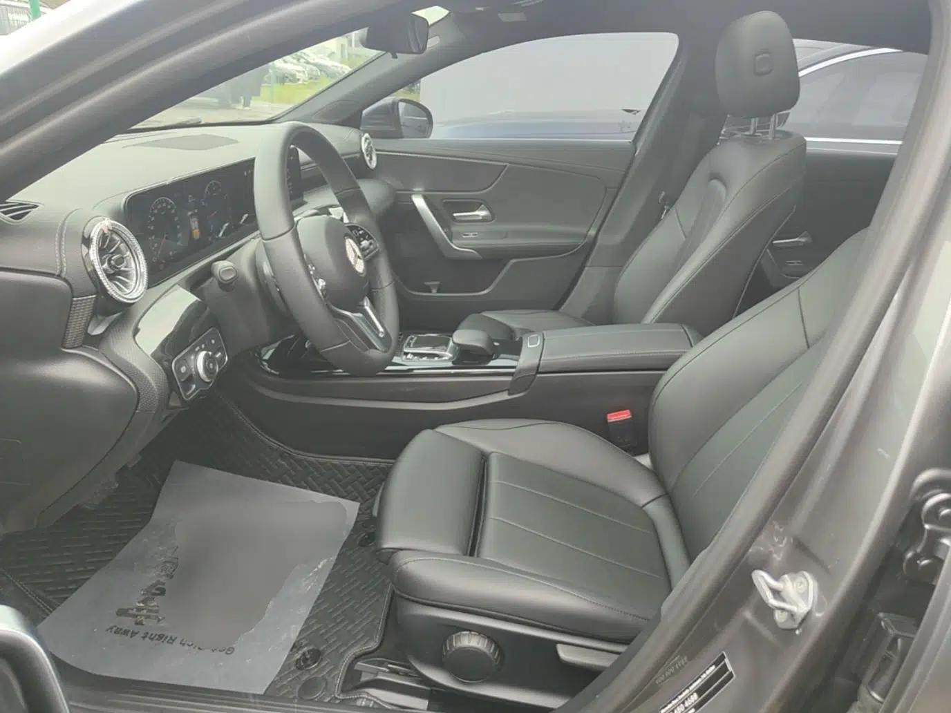 Mercedes-Benz A-Class 2021 A 200 L Sport Sedan Dynamic Model — миниатюра 17