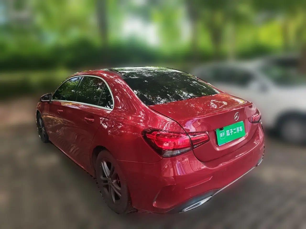 Mercedes-Benz A-Class 2020 Restyled A 180 L Sport Sedan — миниатюра 4