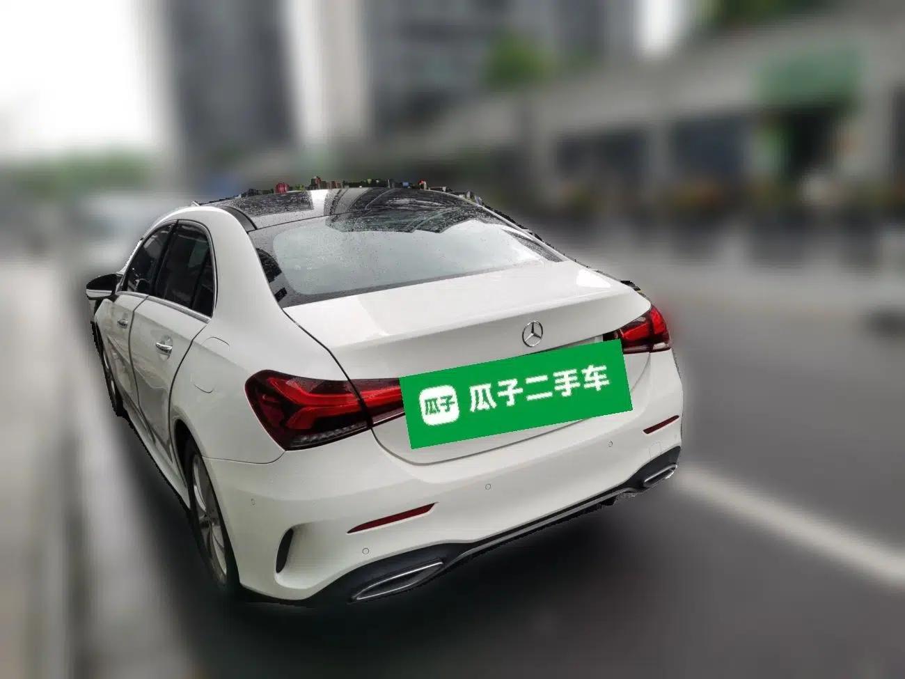 Mercedes-Benz A-Class 2019 A 200 L Sport Sedan — миниатюра 4