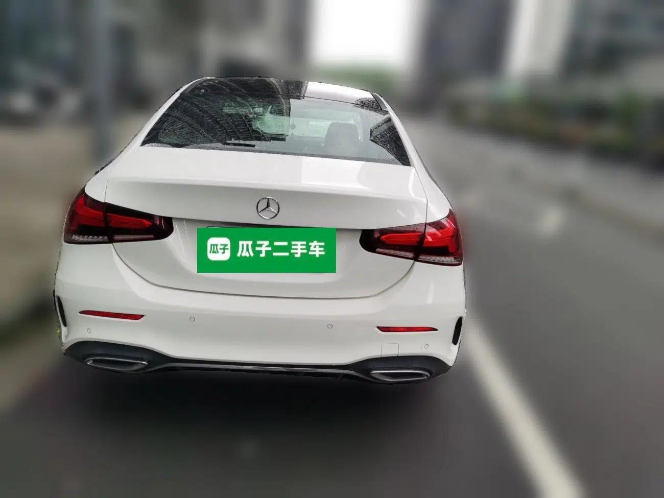 Mercedes-Benz A-Class 2019 A 200 L Sport Sedan — миниатюра 5