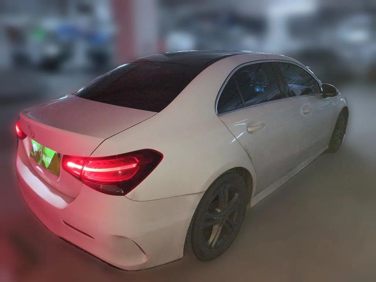 Mercedes-Benz A-Class 2022 A 180 L Sport Sedan — миниатюра 6