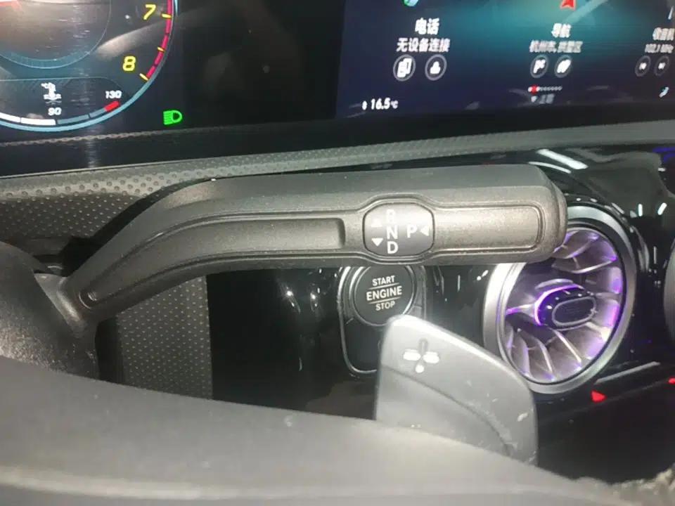 Mercedes-Benz A-Class 2022 Second Facelift A 200 L Sport Sedan Fashion Version — миниатюра 21