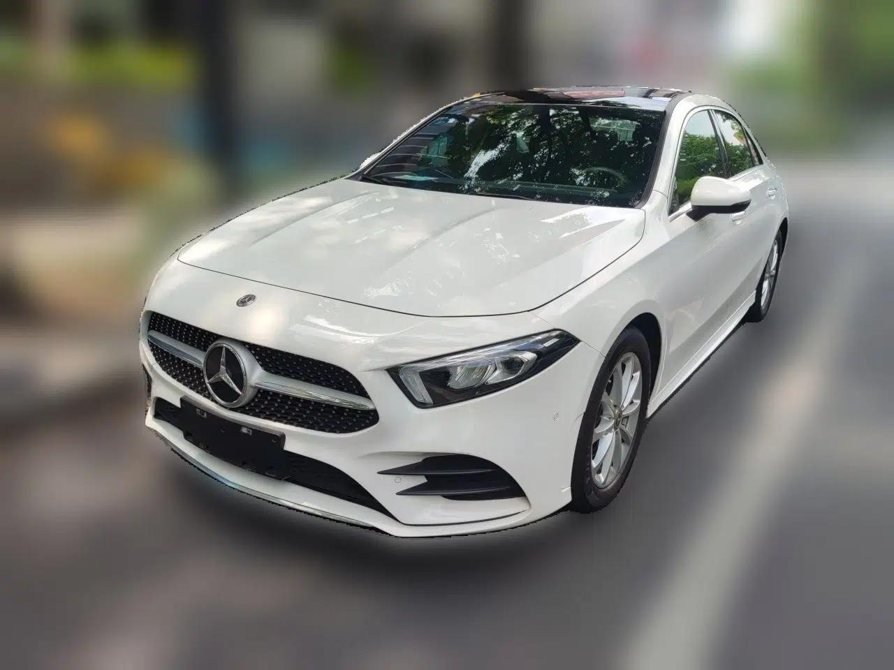 Mercedes-Benz A-Class 2020 A 200 L Sport Sedan — миниатюра 1