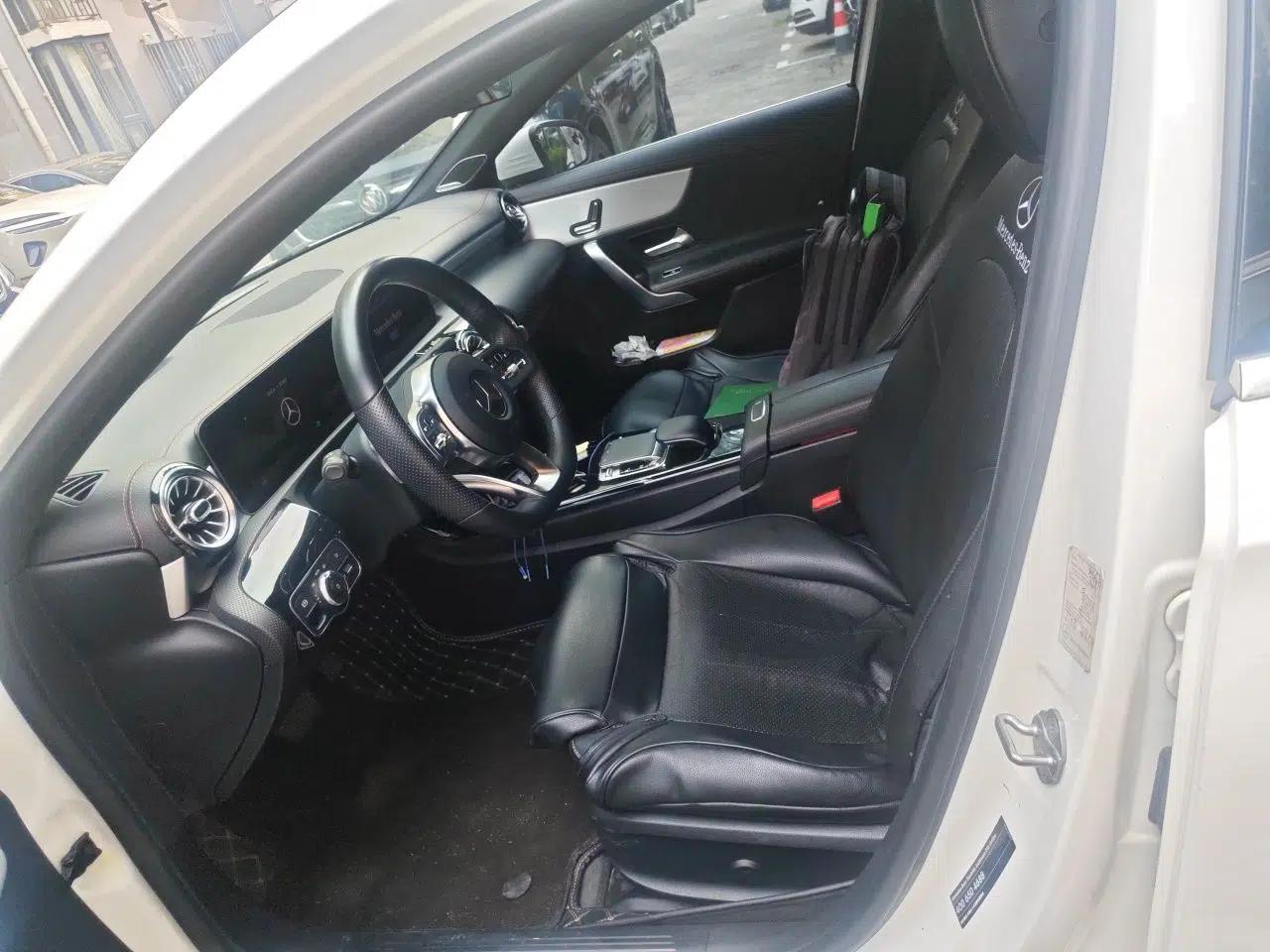 Mercedes-Benz A-Class 2019 A 200 L Sport Sedan First Edition Special Edition — миниатюра 15