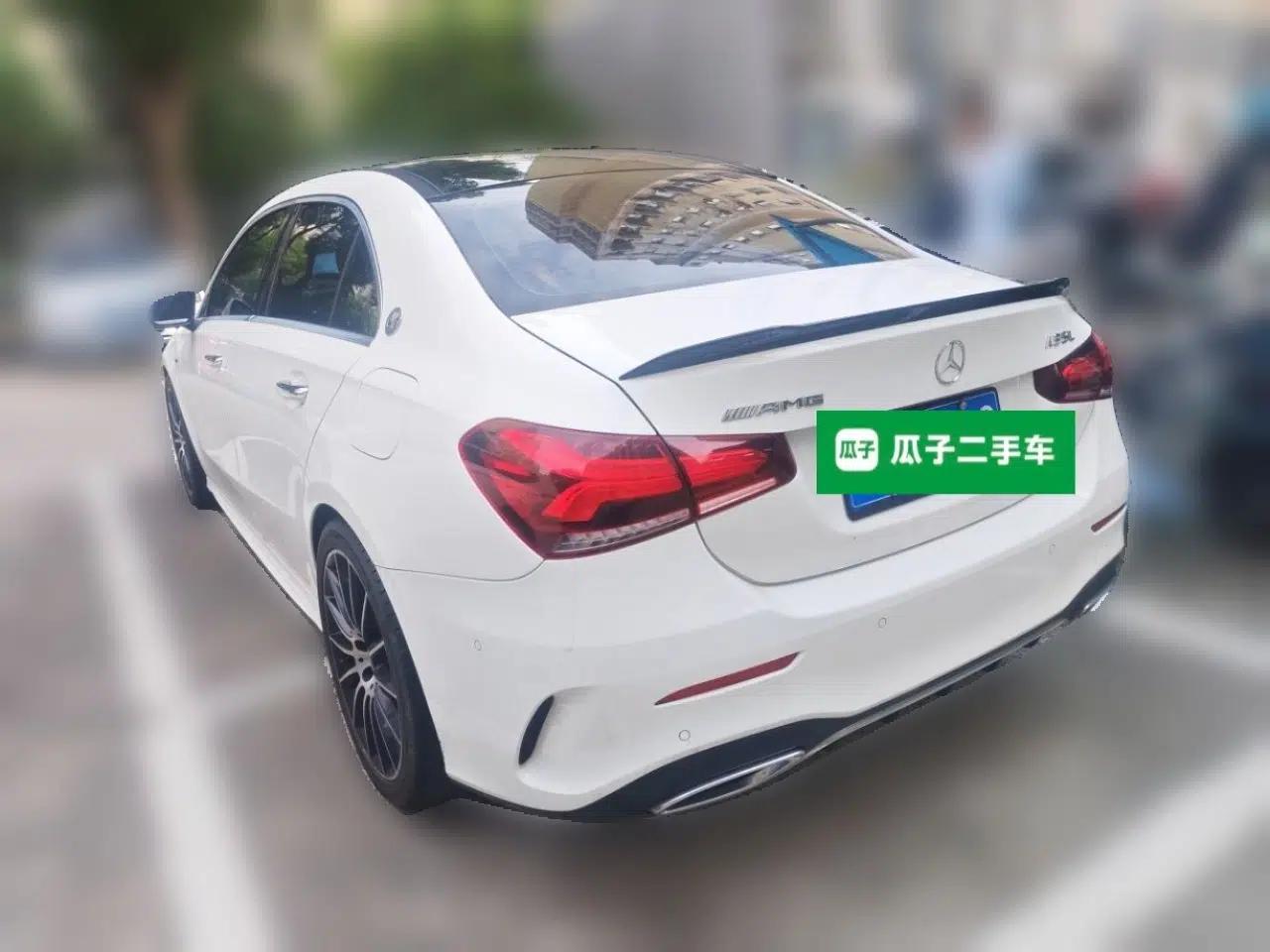 Mercedes-Benz A-Class 2019 A 200 L Sport Sedan First Edition Special Edition — миниатюра 4