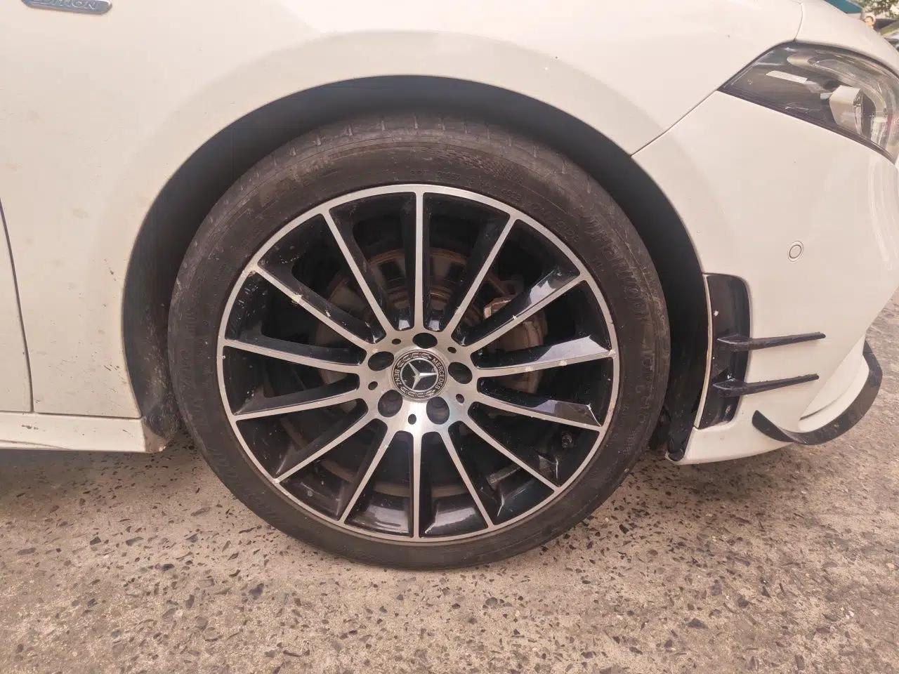 Mercedes-Benz A-Class 2019 A 200 L Sport Sedan First Edition Special Edition — миниатюра 8