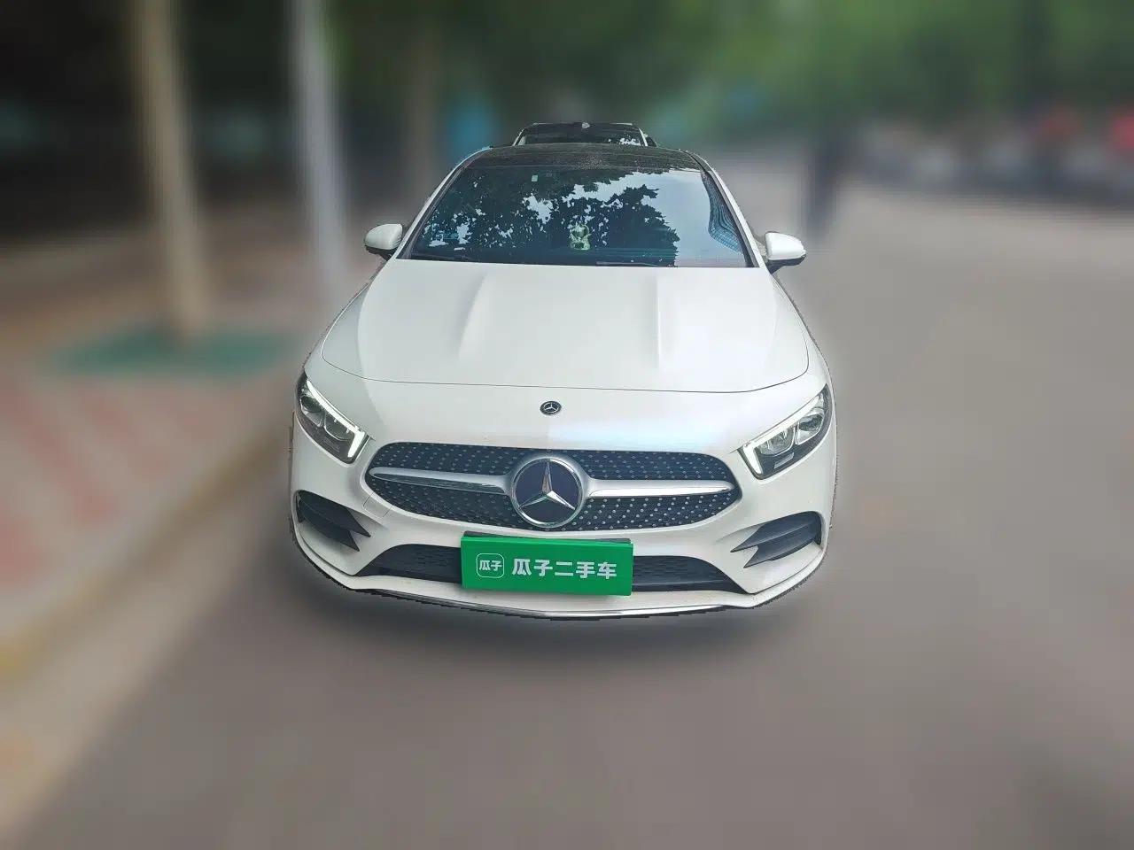 Mercedes-Benz A-Class 2019 A 200 L Sport Sedan — миниатюра 2