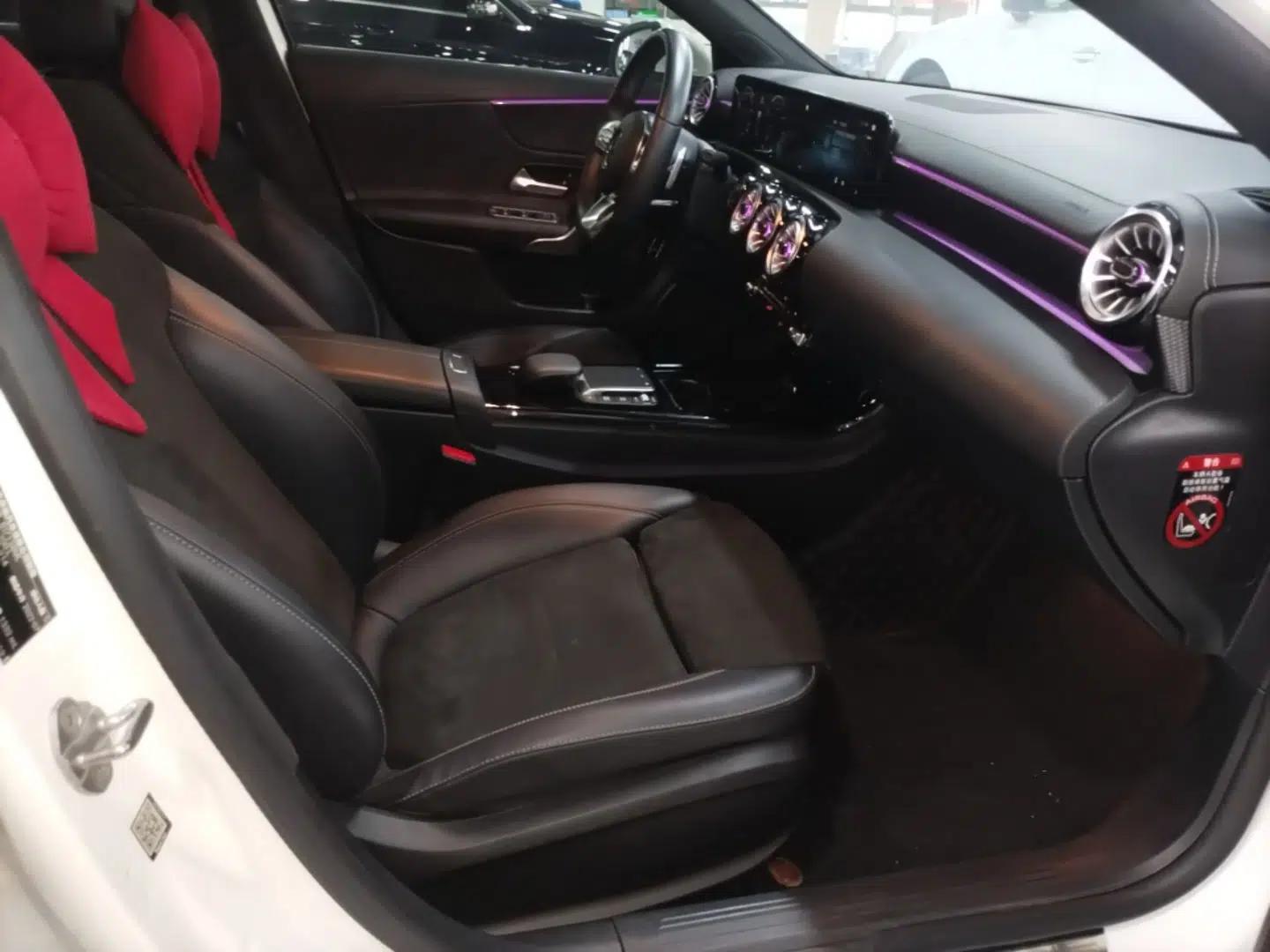 Mercedes-Benz A-Class 2022 Second Facelift A 200 L Sport Sedan Fashion Version — миниатюра 19