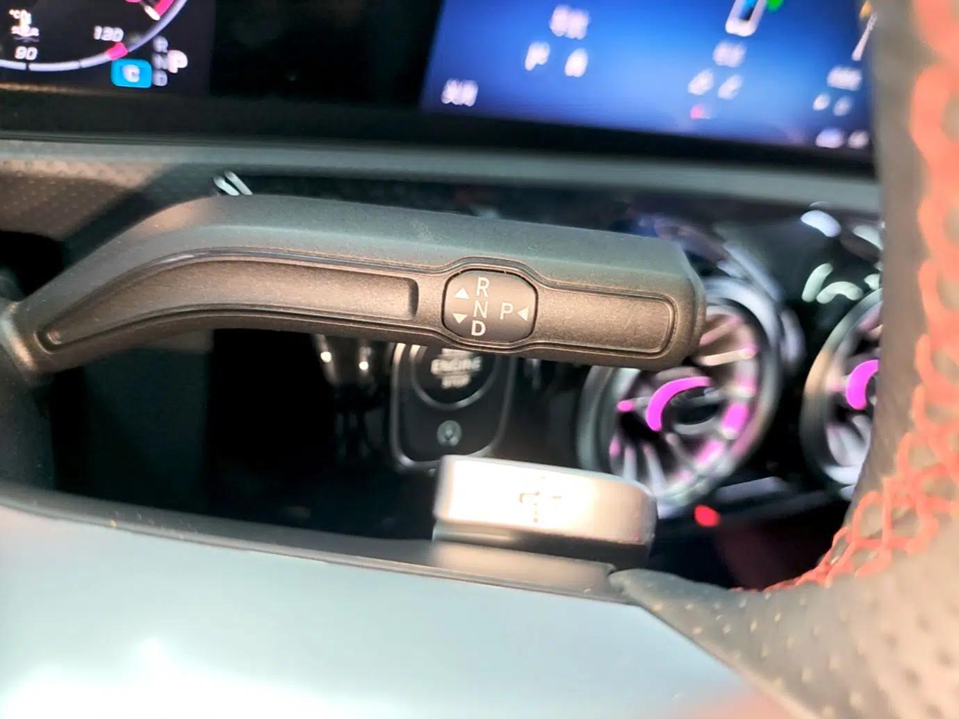 Mercedes-Benz A-Class 2023 A 200 L Fashion Model — миниатюра 16