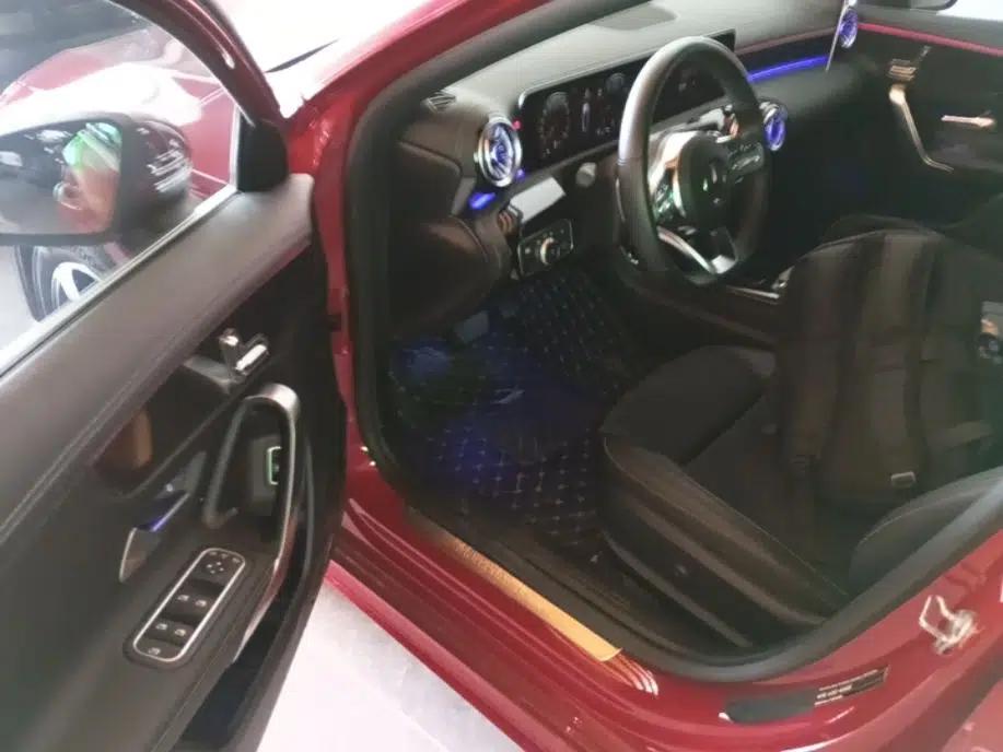 Mercedes-Benz A-Class 2022 Revised Version A 200 L Sport Sedan Fashionable Style — миниатюра 18