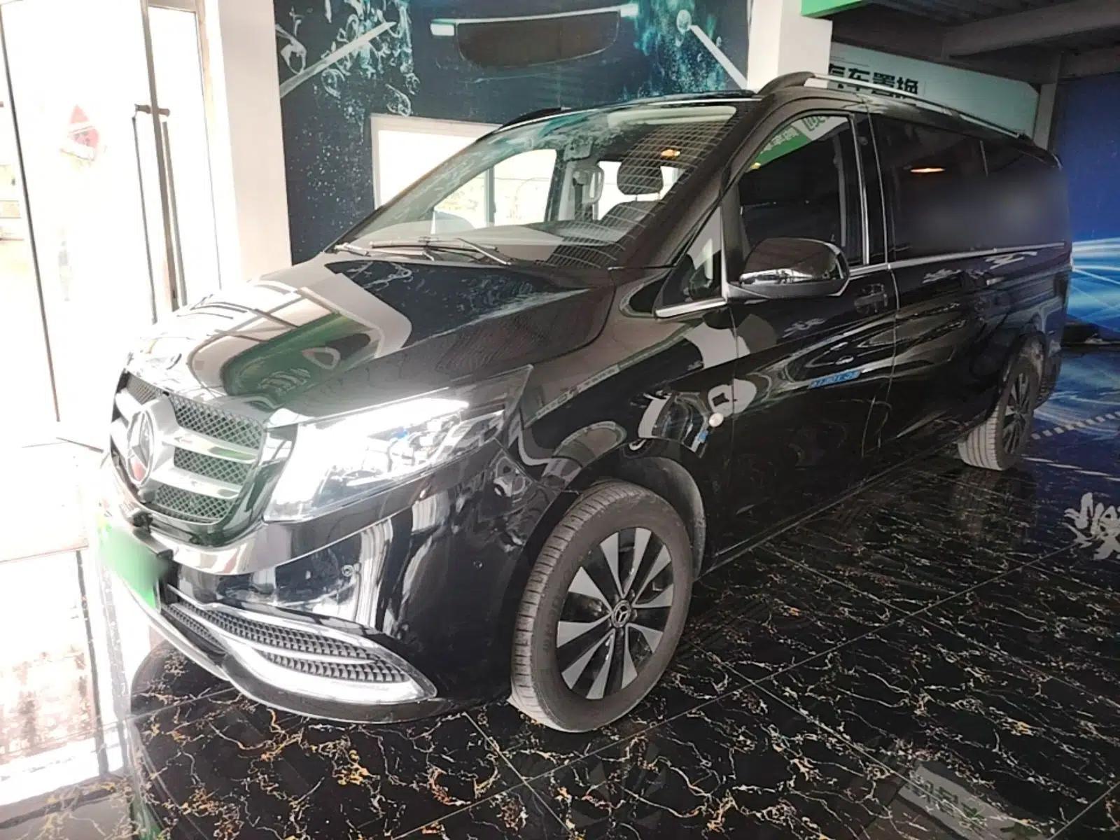 Mercedes-Benz Vito 2021 2.0T Elite Version 7 Seats — миниатюра 1