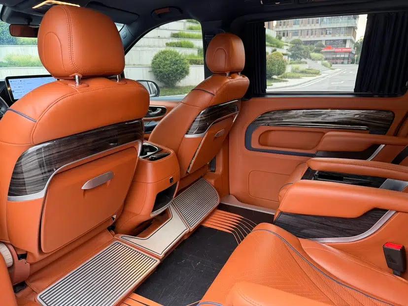 Mercedes-Benz Vito 2021 2.0T Business Version 7 Seats — миниатюра 13