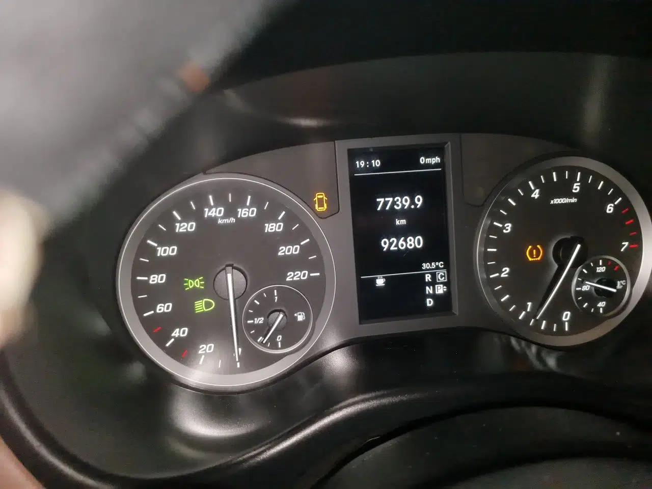 Mercedes-Benz Vito 2020 Mercedes-Benz V-Class conversion, 2.0-liter gasoline, automatic transmission, 4 seats. — миниатюра 12