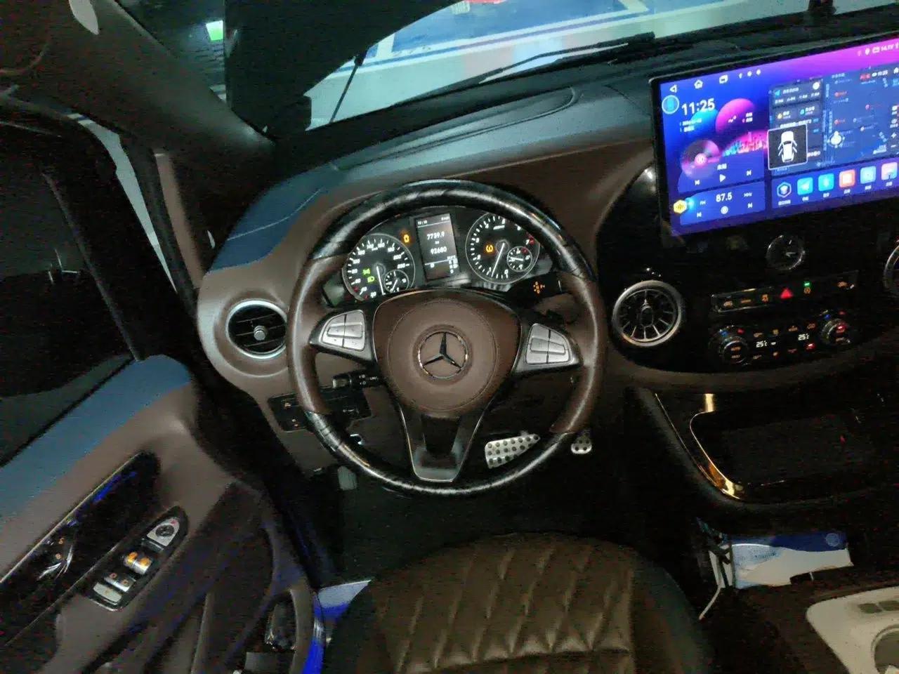 Mercedes-Benz Vito 2020 Mercedes-Benz V-Class conversion, 2.0-liter gasoline, automatic transmission, 4 seats. — миниатюра 10