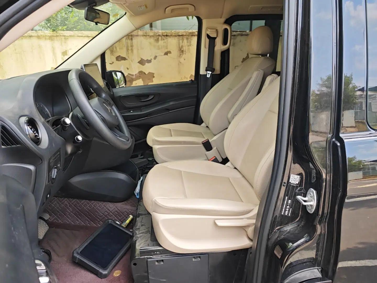Mercedes-Benz Vito 2021 2.0T Elite Version 7 Seats — миниатюра 17