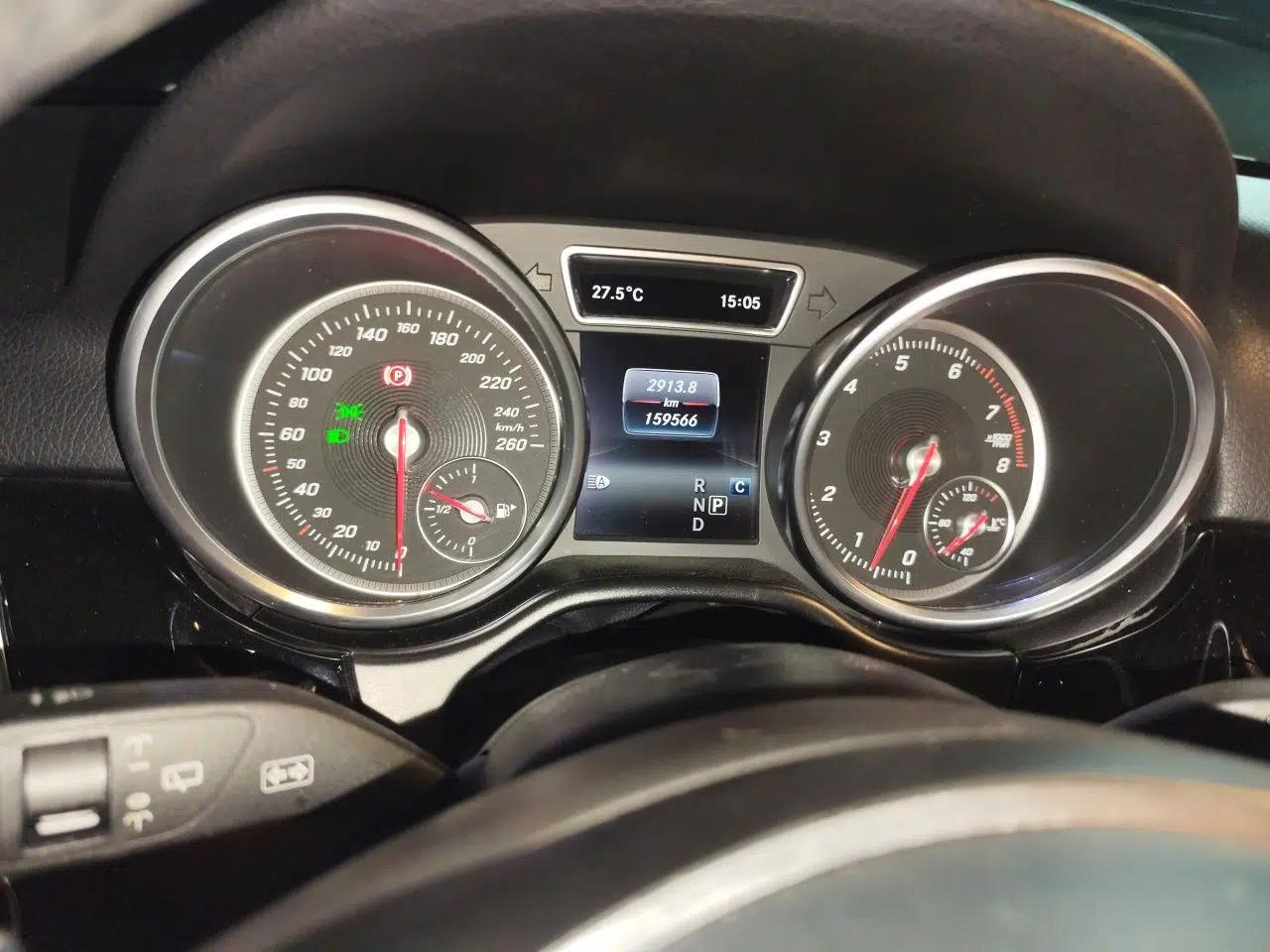 Mercedes-Benz GLE-Class 2017 Mercedes-Benz GLE400 (parallel import), 3.0-liter automatic, gasoline, 5 seats — миниатюра 12