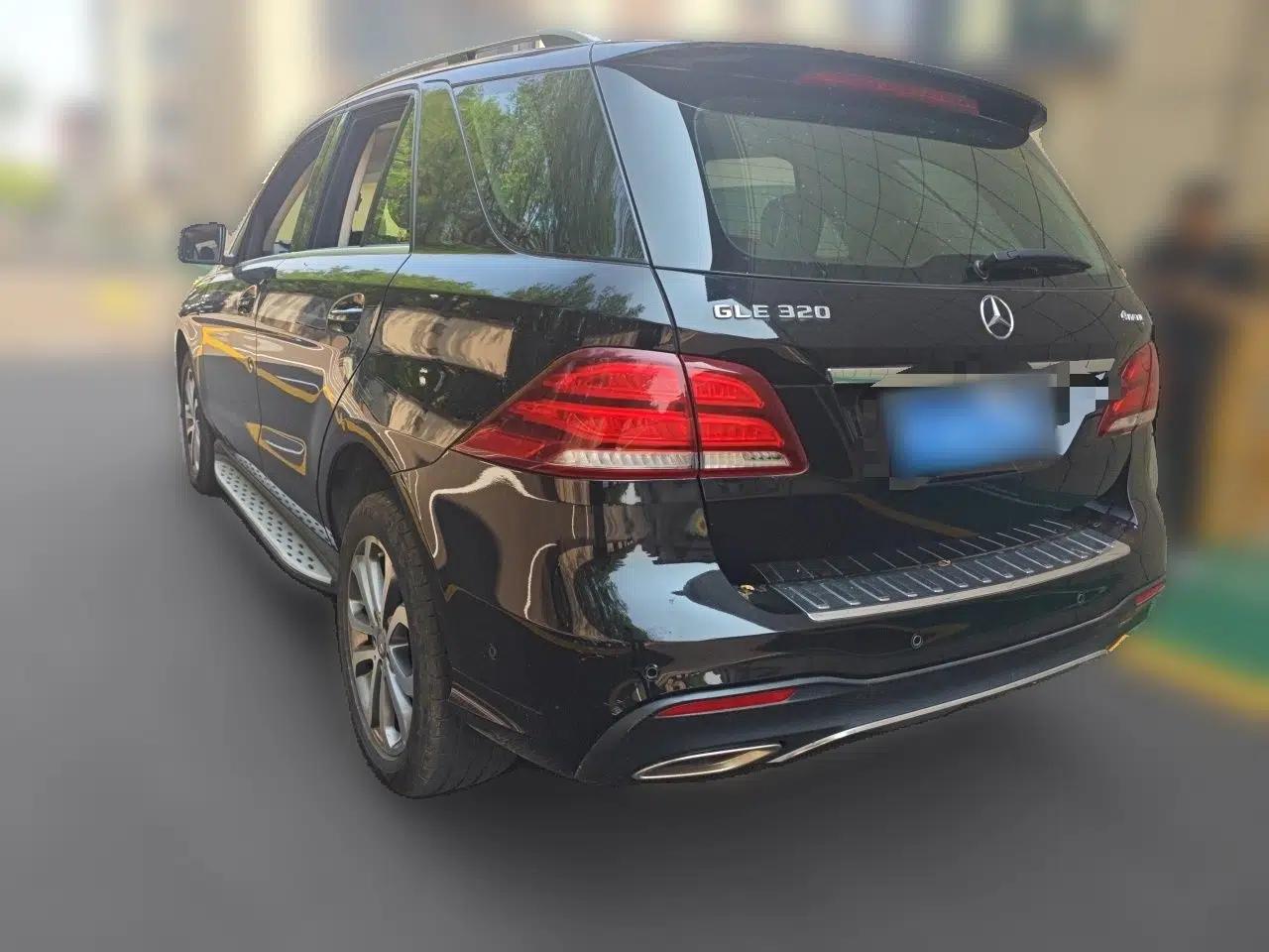 Mercedes-Benz GLE 2016 GLE 320 4MATIC Dynamic Edition — миниатюра 4