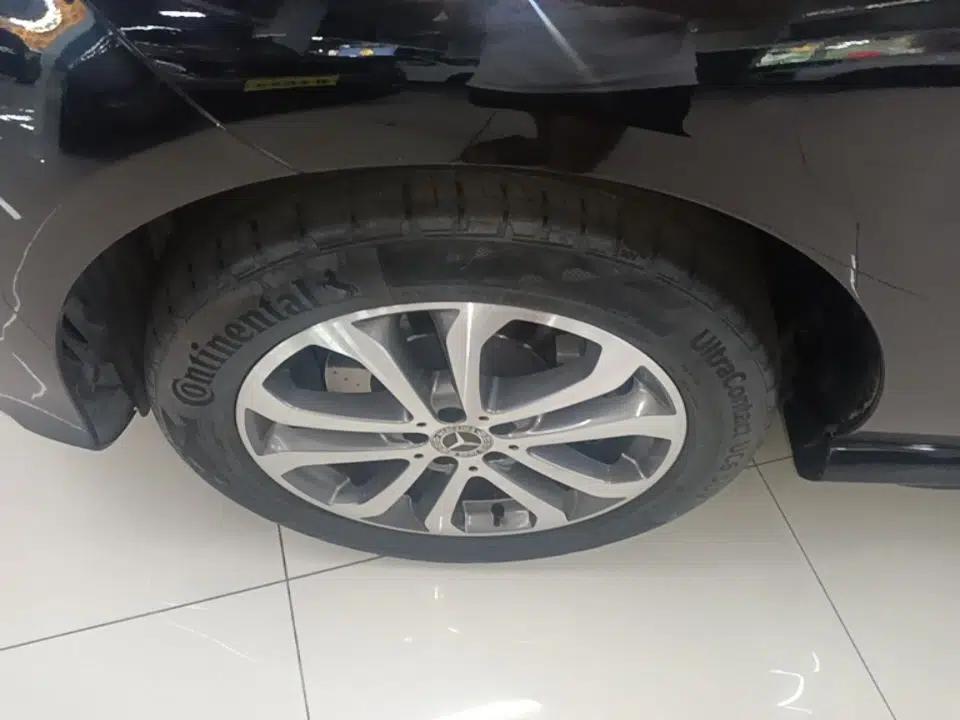 Mercedes-Benz GLE 2018 GLE 320 4MATIC Dynamic Edition Collector's Edition — миниатюра 10