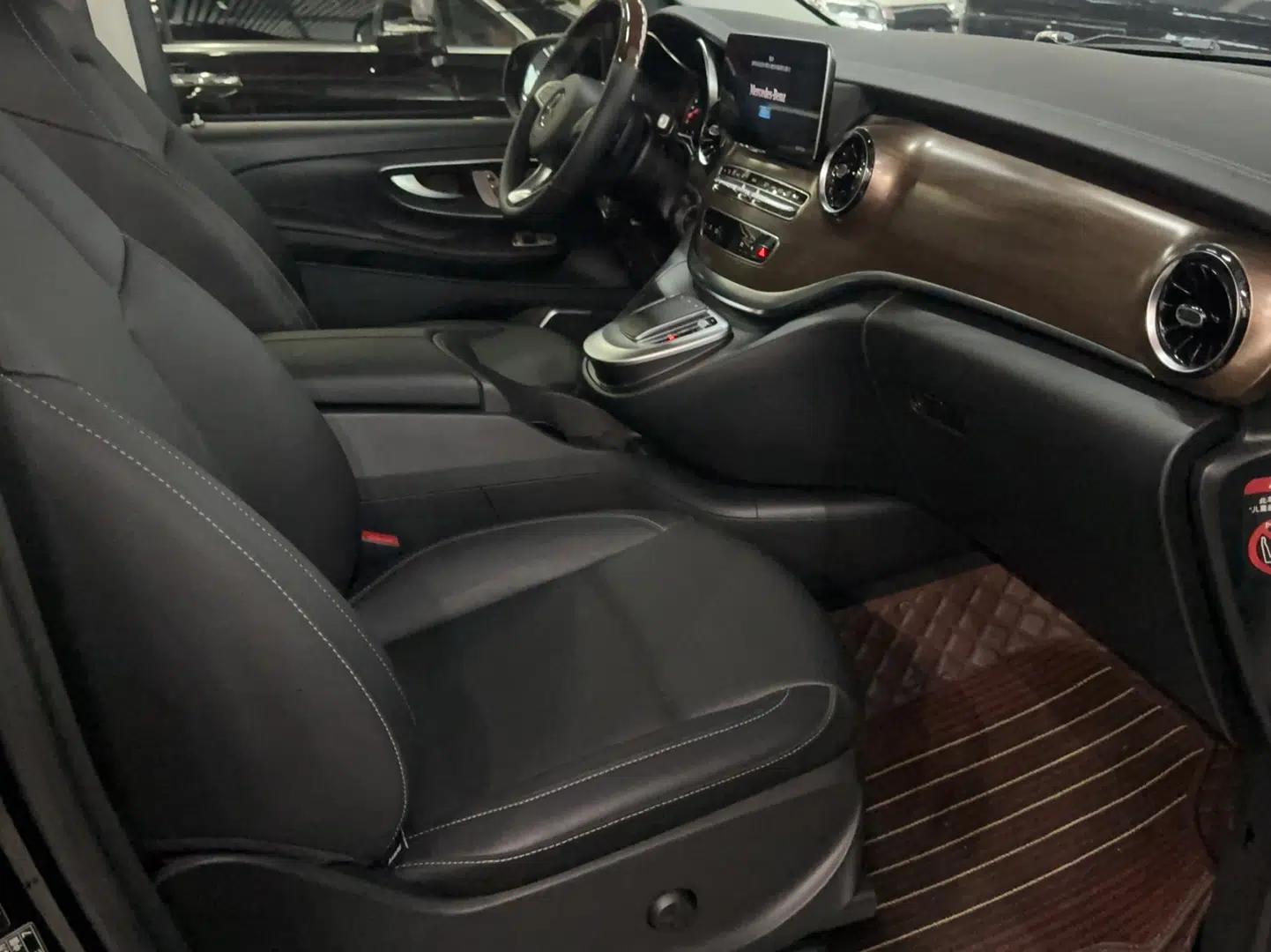 Mercedes-Benz V-Class 2021 V 260 Prestige Edition — миниатюра 14