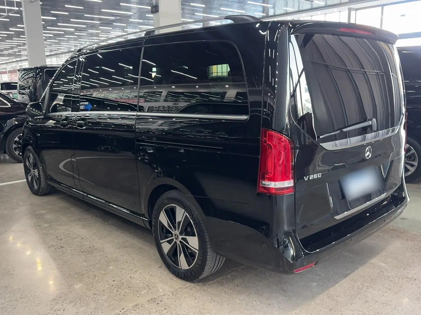 Mercedes-Benz V-Class 2021 V 260 Prestige Edition — миниатюра 6