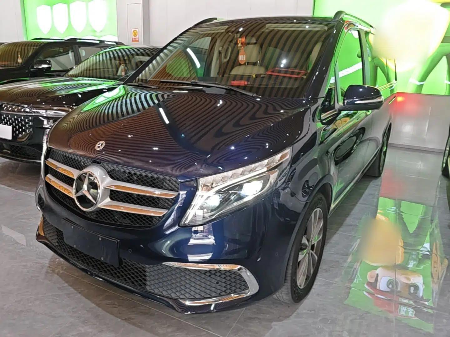 Mercedes-Benz V-Class 2021 V 260 Avantgarde Edition — миниатюра 1