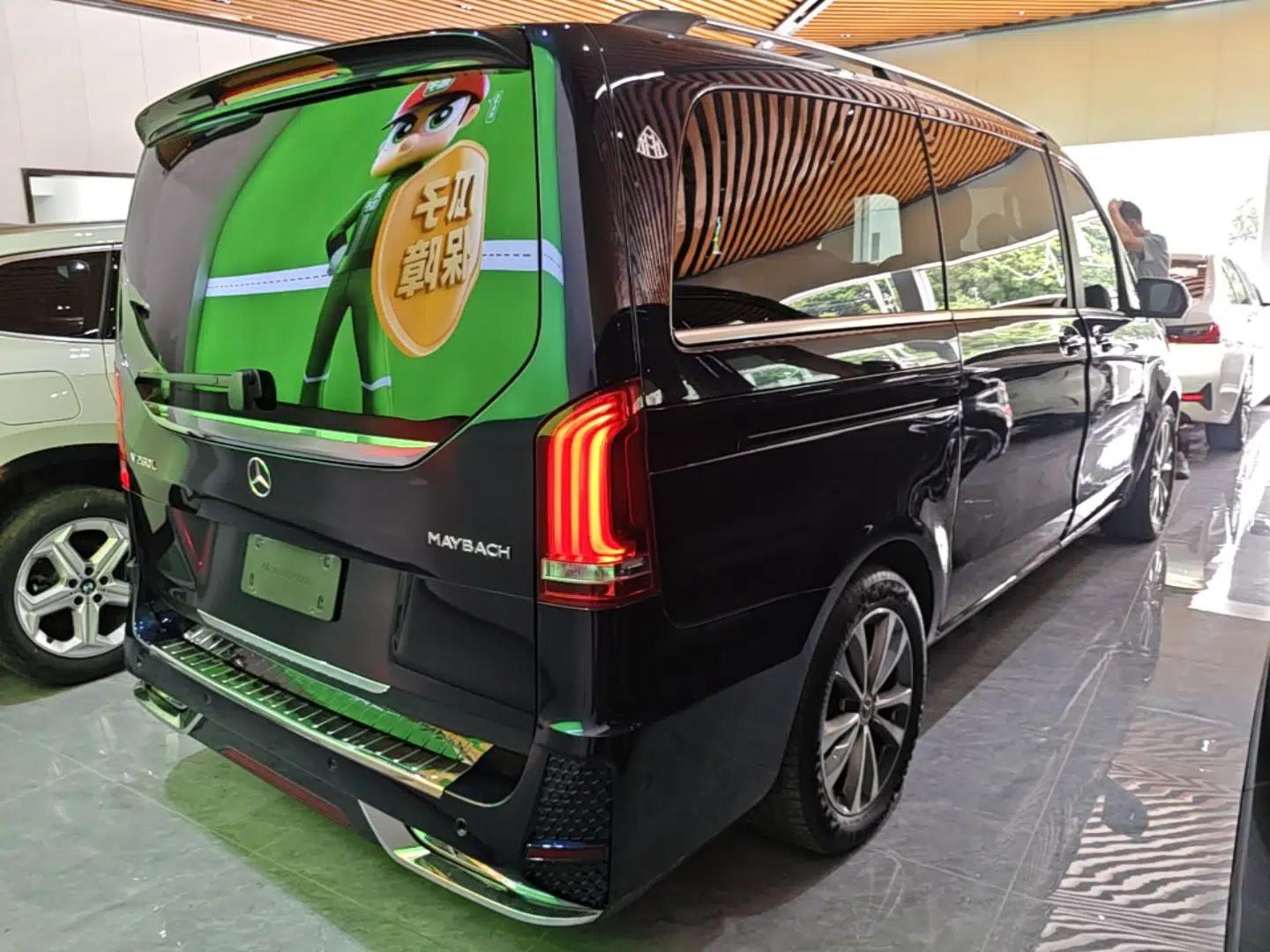 Mercedes-Benz V-Class 2021 V 260 Avantgarde Edition — миниатюра 6