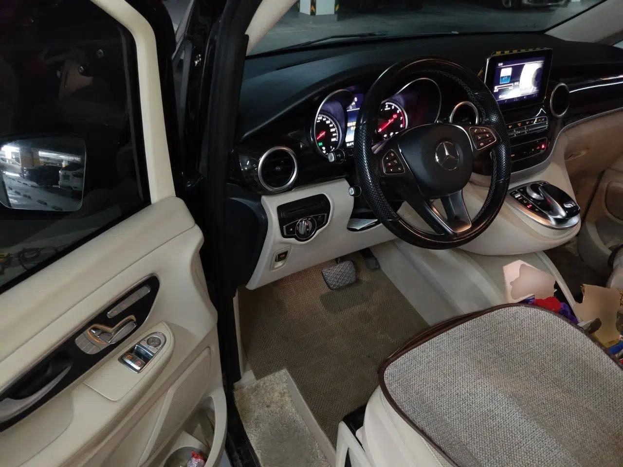 Mercedes-Benz V-Class 2017 V 260 Avantgarde Edition — миниатюра 16