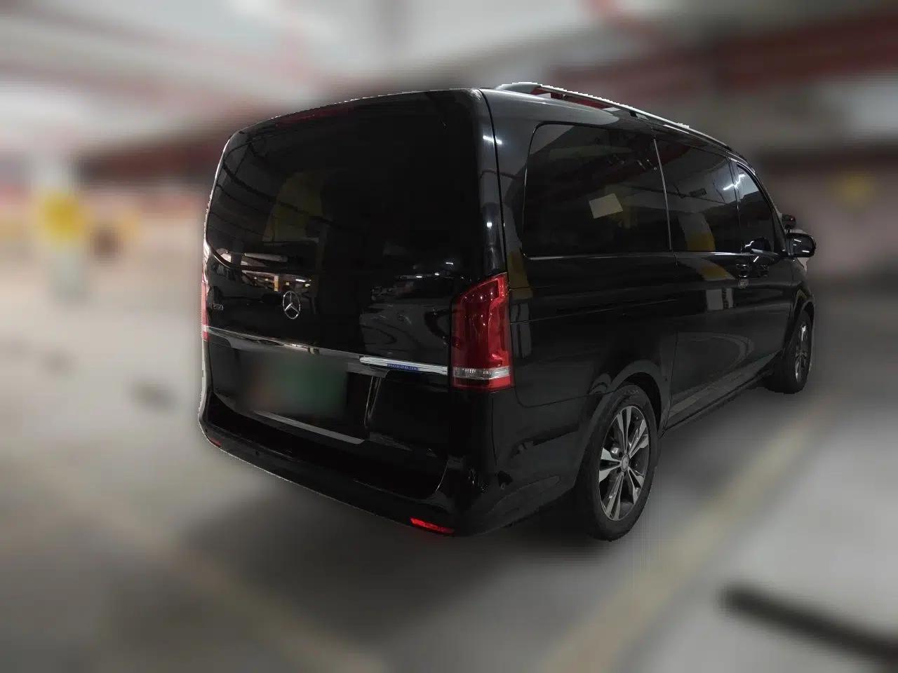 Mercedes-Benz V-Class 2017 V 260 Avantgarde Edition — миниатюра 6